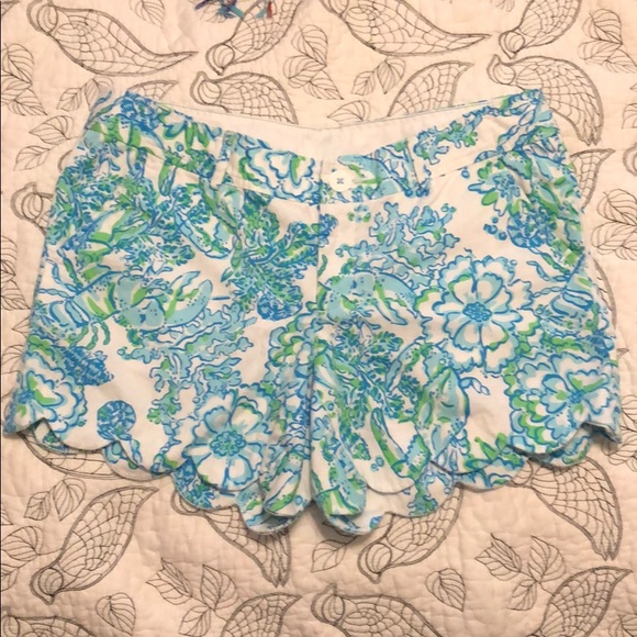 Lilly Pulitzer Buttercup short in Northeast Hahbah - Picture 2 of 4